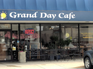 Grand Day Cafe