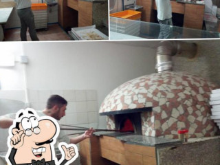 Na Pizz A Vol