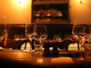 Vine Restaurant Bar