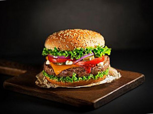 Melawis Cheezy Burger