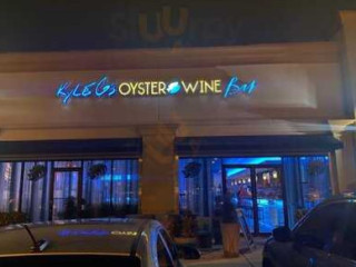 Kyle G's Oyster And Wine