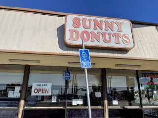 Sunny Donuts