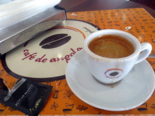 Café De Angola.