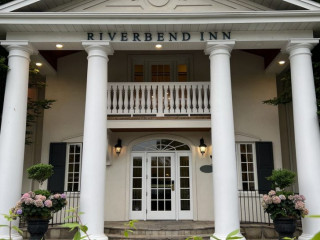 Riverbend Inn&Vineyard