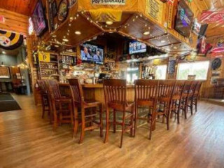 Rick's Restaurant Sports Bar