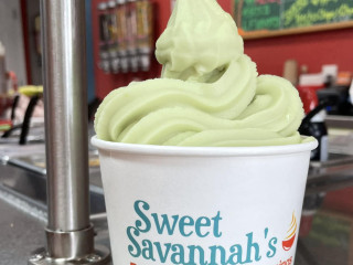 Sweet Savannah's Frozen Yogurt