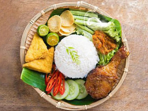 Nasi Meknor