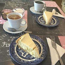 Aromatish Cafe Bakery