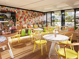 Fixx Lounge & Cafe @ QT Gold Coast