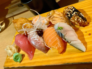 Tsutenkaku Sushi-Haus