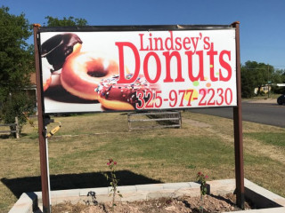 Lindsey's Donuts