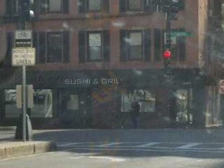 Fin's Sushi Grill