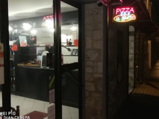Pizzeria Le Pizzaiolo De L île