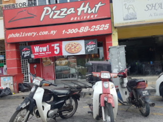 Pizza Hut Delivery (phd) Puchong Utama