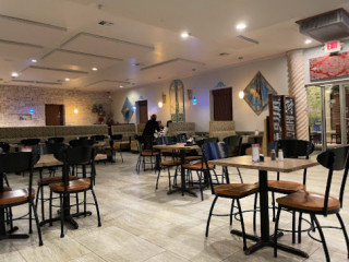 Zorba’s Mediterranean Restaurant Bar