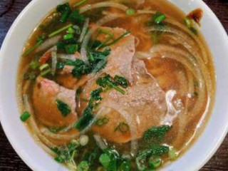 Pho Royal