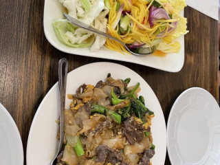 Double Delicious Thai Cuisine