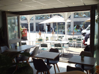 Cafe Rouge Brighton Marina