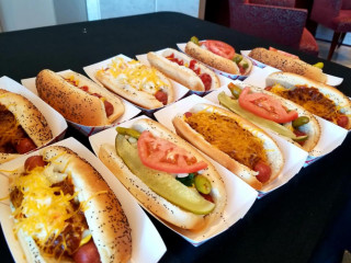 Mike's Chicago Hot Dogs