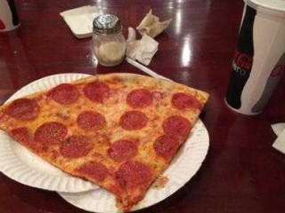 Gotham Pizza