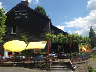 Weinhaus Domstein