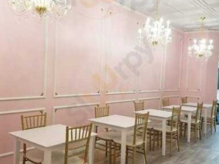 Rose And Blanc Tea Room