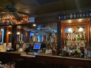 Charlotte Street Grill Pub