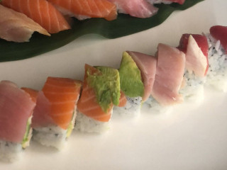 Sakana Sushi Lounge Dtla