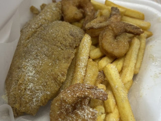 Snappers Fish And Chicken Broward Blvd