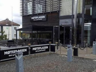 Møteplassen Bar Og Restaurant