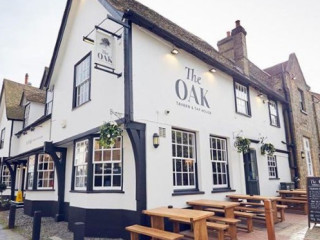 The Oak Tavern And Tap House