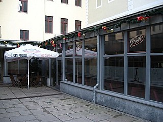 Lolos - Cafe und Bar