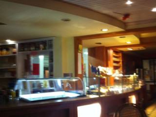 Cafe Bistro 21