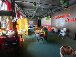 Summer Jam Gril Lounge