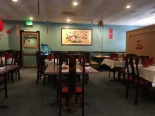 Tsing-Tao Chinese Restaurant