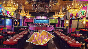 Lips Drag Queen Show Palace, Restaurant Bar