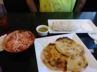 Emanuel's Salvadoran And Mexican Cuisine