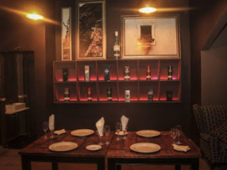 Maestro Restaurant Lounge Bar