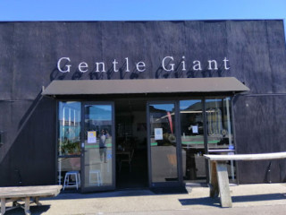 Gentle Giant Cafe