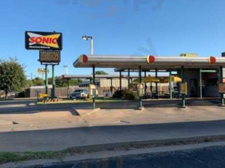 Sonic Drive-in