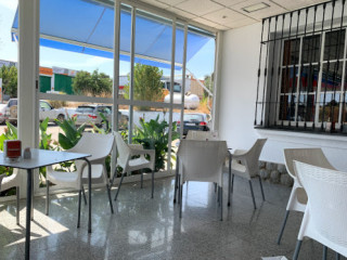 Cafe Cuatro Caminos