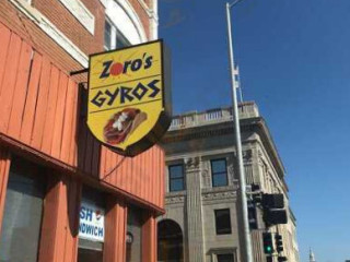 Zoro's Gyros