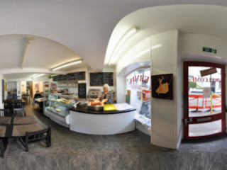 Ermi's Sandwich Cafe