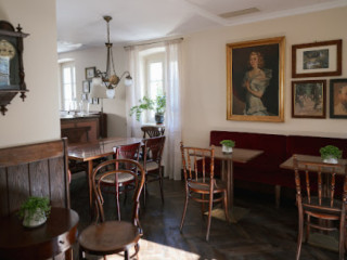 Rossini Cocktailbar Cafe