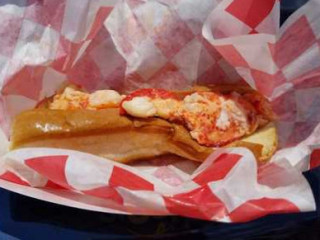 Lobster Tails Food Truck