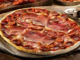 Basilico's Hand-tossed Pizza