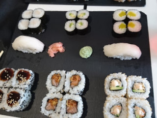 +q Sushi