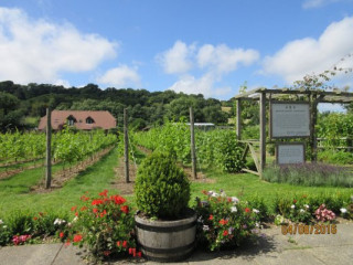 The Vineyard In The Valley Cafe
