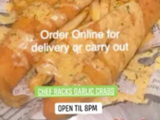 Chef Racks Garlic Crabs