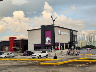 Taco Bell Centennial Mall